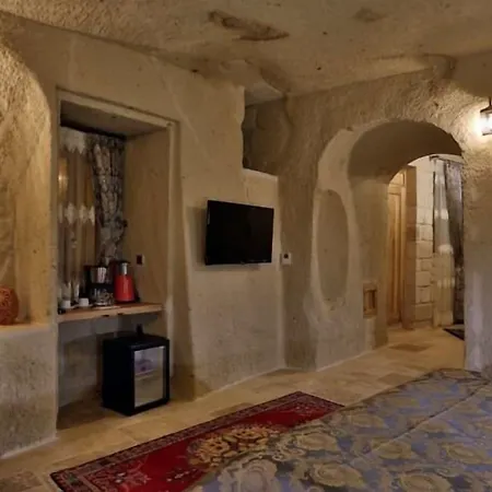 Mahzen Cave 2* Ortahisar