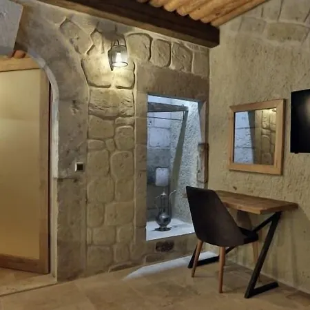 Mahzen Cave Otel 2*