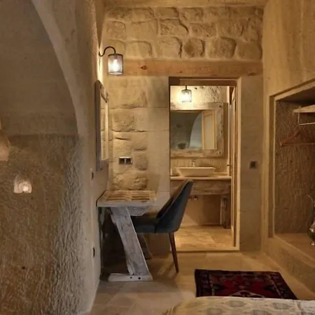 Ξενοδοχείο Mahzen Cave 2*