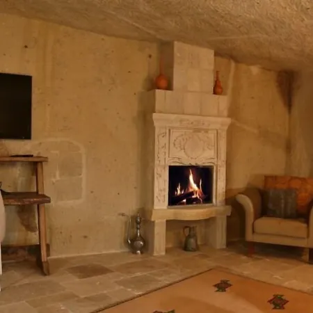 Mahzen Cave Ortahisar