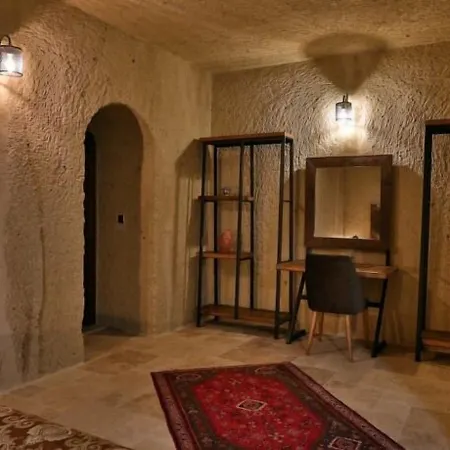 Mahzen Cave מלון Ortahisar