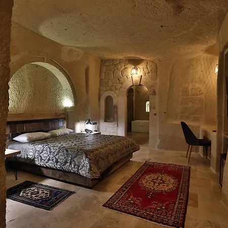 Mahzen Cave Otel