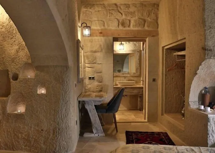 Hotel Mahzen Cave 2*