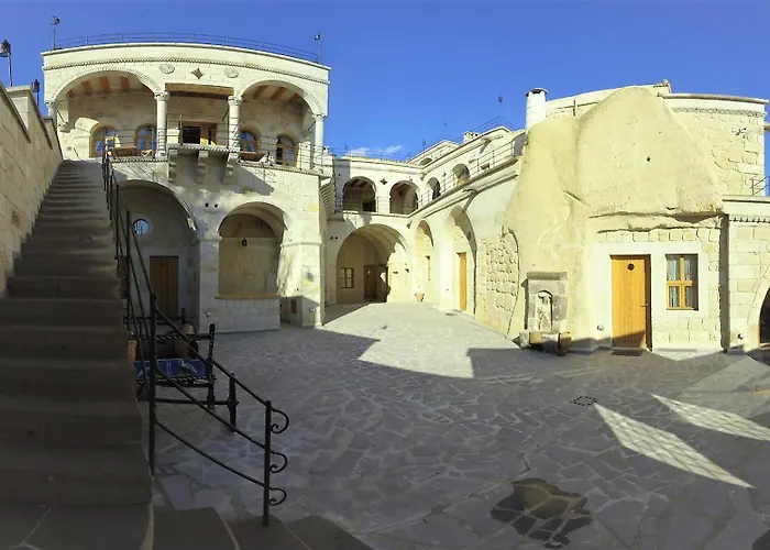 Mahzen Cave Hotel 2*