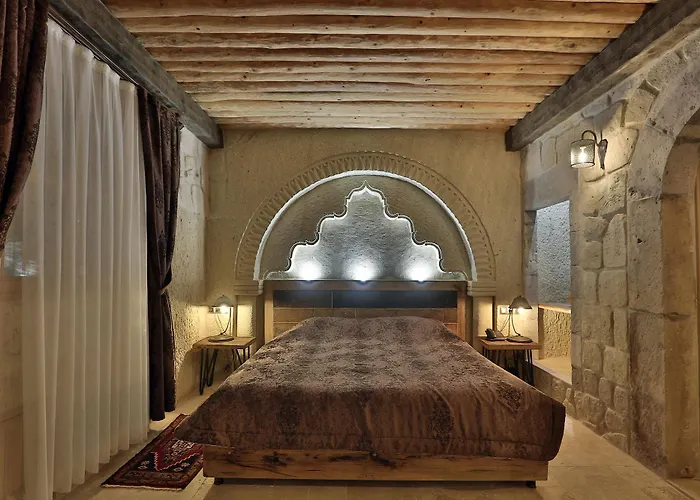 Mahzen Cave Hotel 2*